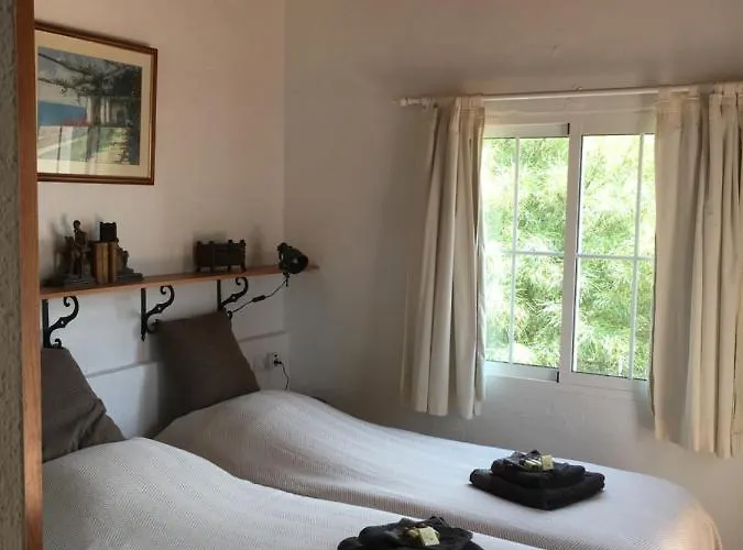 Buena Idea - Adults Only 4*